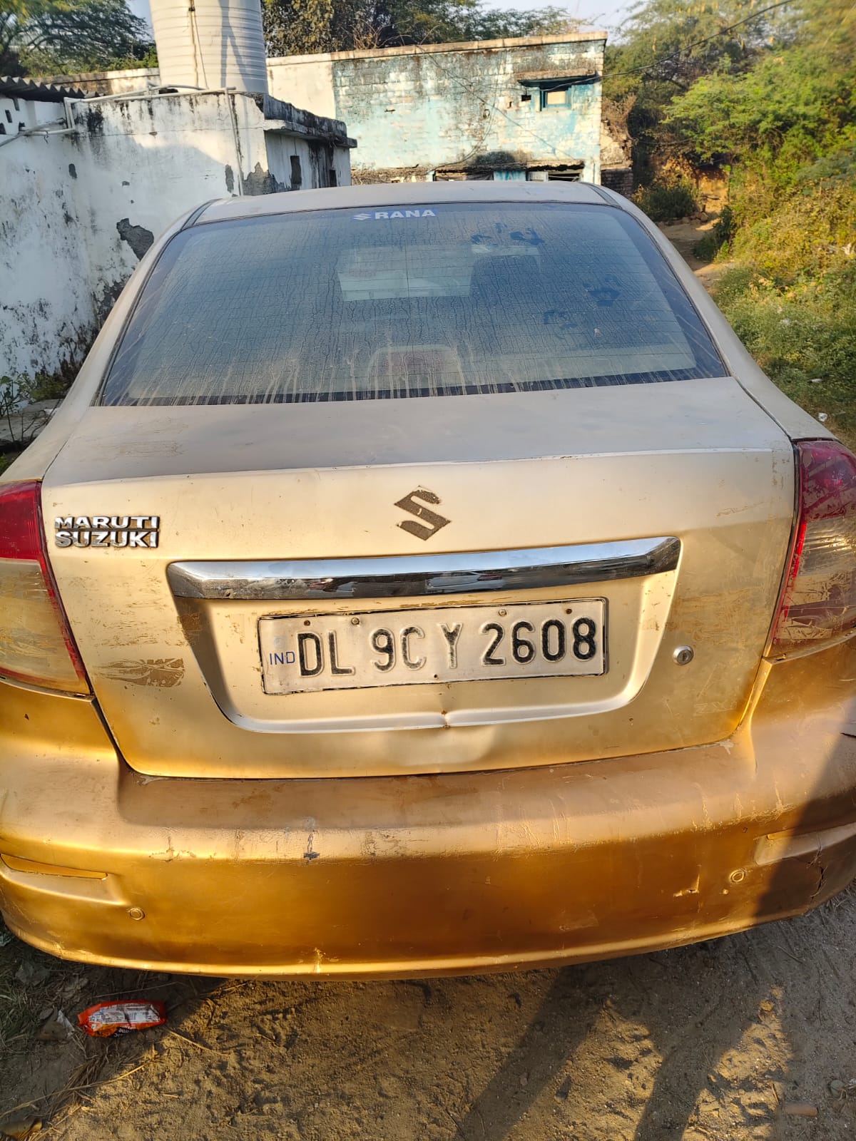 फरीदाबाद पुलिस की ऑपरेशन हॉटस्पॉट छापेमारी और बरामदगी की तस्वीर