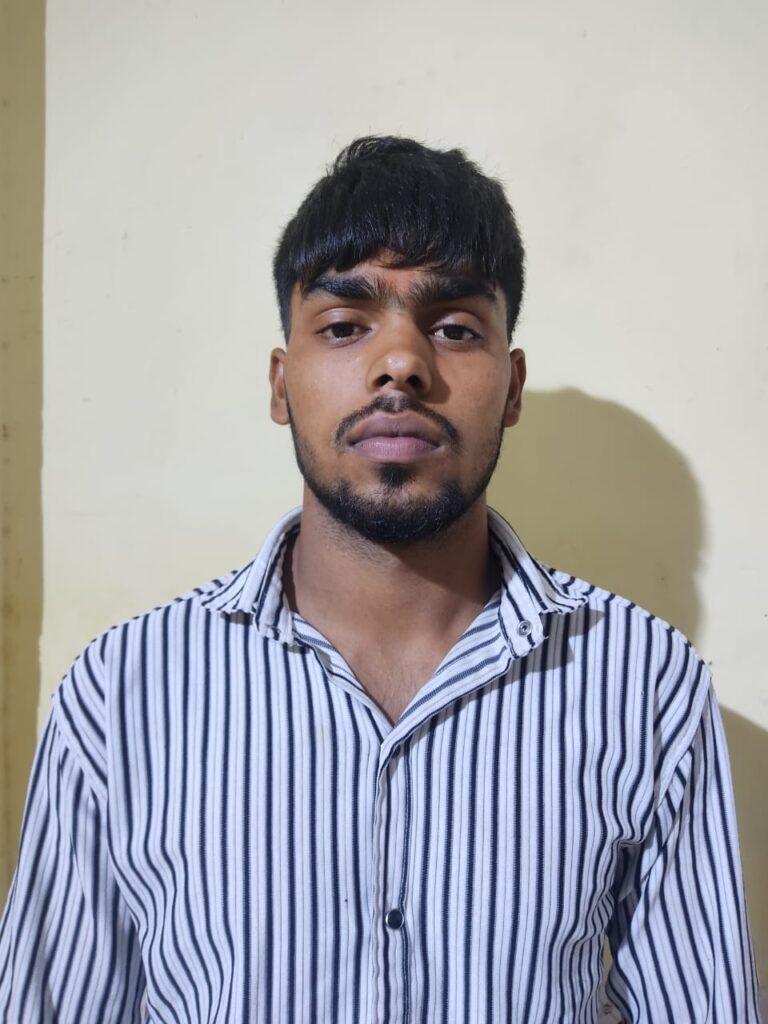 WhatsApp Image 2025-10-25 at 15.45.15