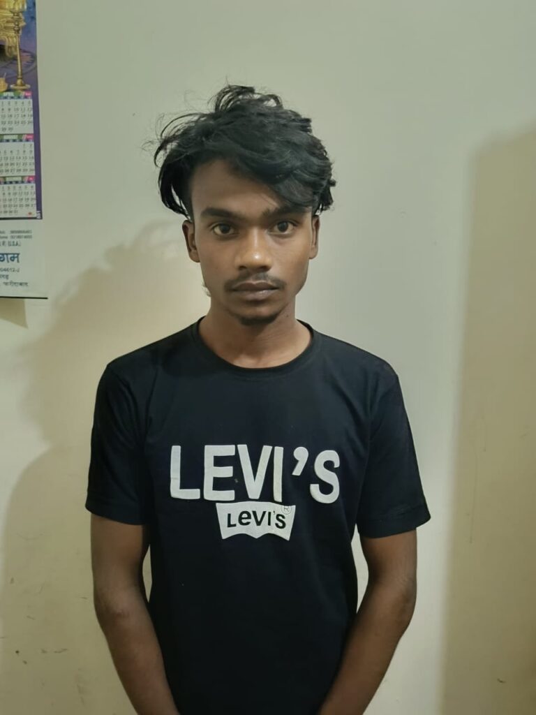 WhatsApp Image 2025-10-28 at 19.34.36