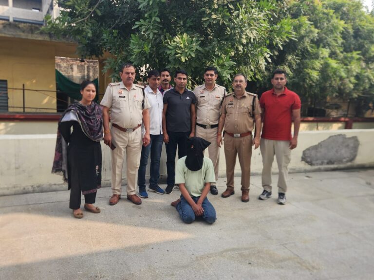 WhatsApp Image 2025-10-31 at 16.30.32