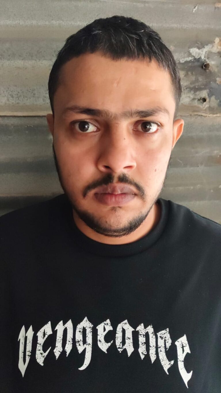 WhatsApp Image 2025-11-12 at 17.42.14 (1)