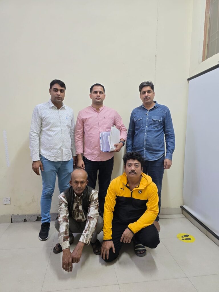 WhatsApp Image 2025-11-19 at 17.00.04