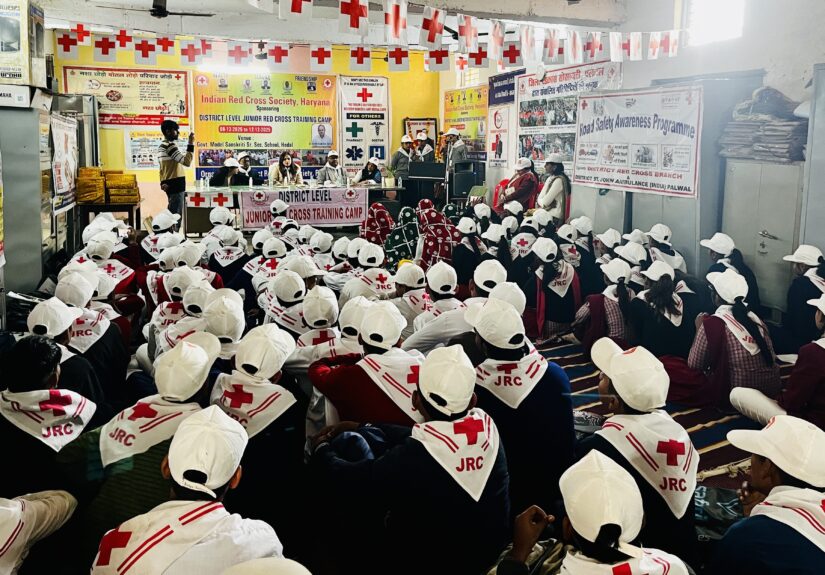 पलवल जूनियर रेडक्रॉस प्रशिक्षण शिविर के छात्रों की गतिविधियाँ