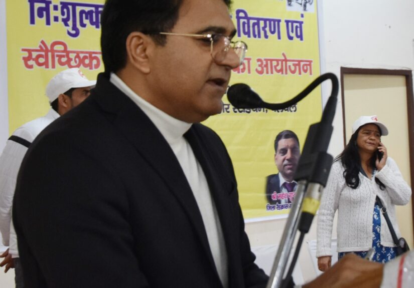 पलवल रेडक्रॉस सहायक उपकरण वितरण कार्यक्रम