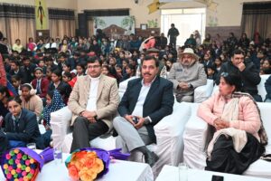 वीर बाल दिवस सैंड आर्ट शो में साहिबजादों की शहादत का चित्रण