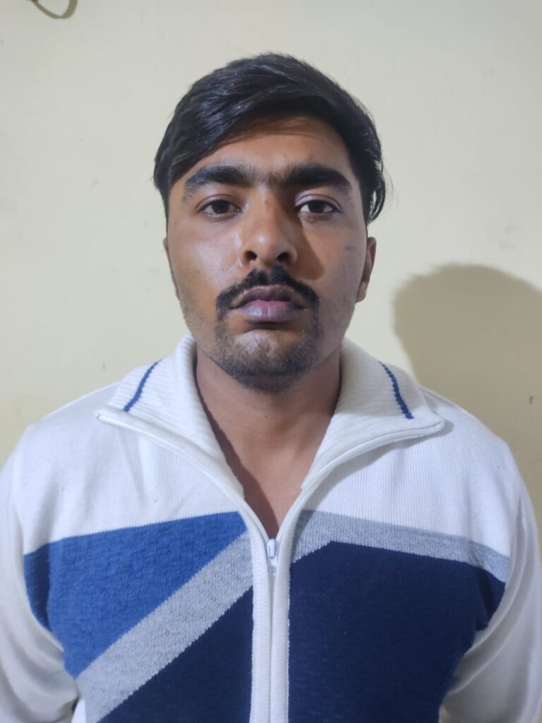 WhatsApp Image 2025-11-30 at 20.06.54