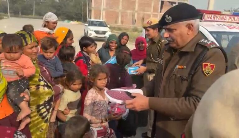 फरीदाबाद पुलिस द्वारा ऑपरेशन हॉटस्पॉट में बरामद सामान