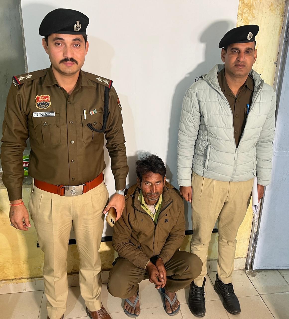 फरीदाबाद अवैध शराब गिरफ्तारी यमुना नदी किनारे