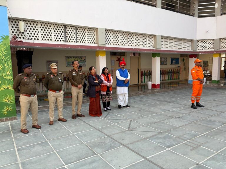 SPC कार्यक्रम में भाग लेते छात्र, फरीदाबाद में आपदा प्रबंधन प्रशिक्षण