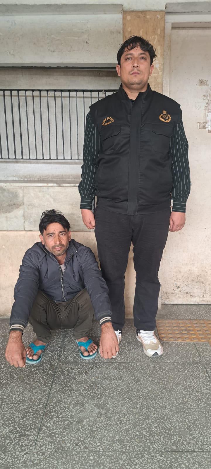 फरीदाबाद में पुलिस द्वारा गांजा तस्कर गिरफ्तार