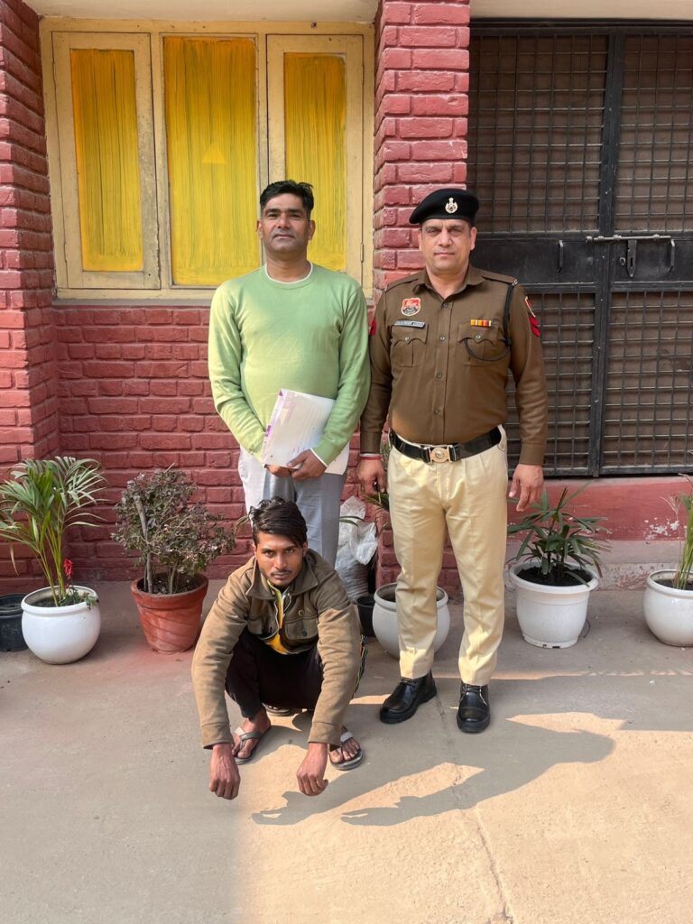 फरीदाबाद पुलिस अवैध हथियार बरामद दो आरोपी गिरफ्तार