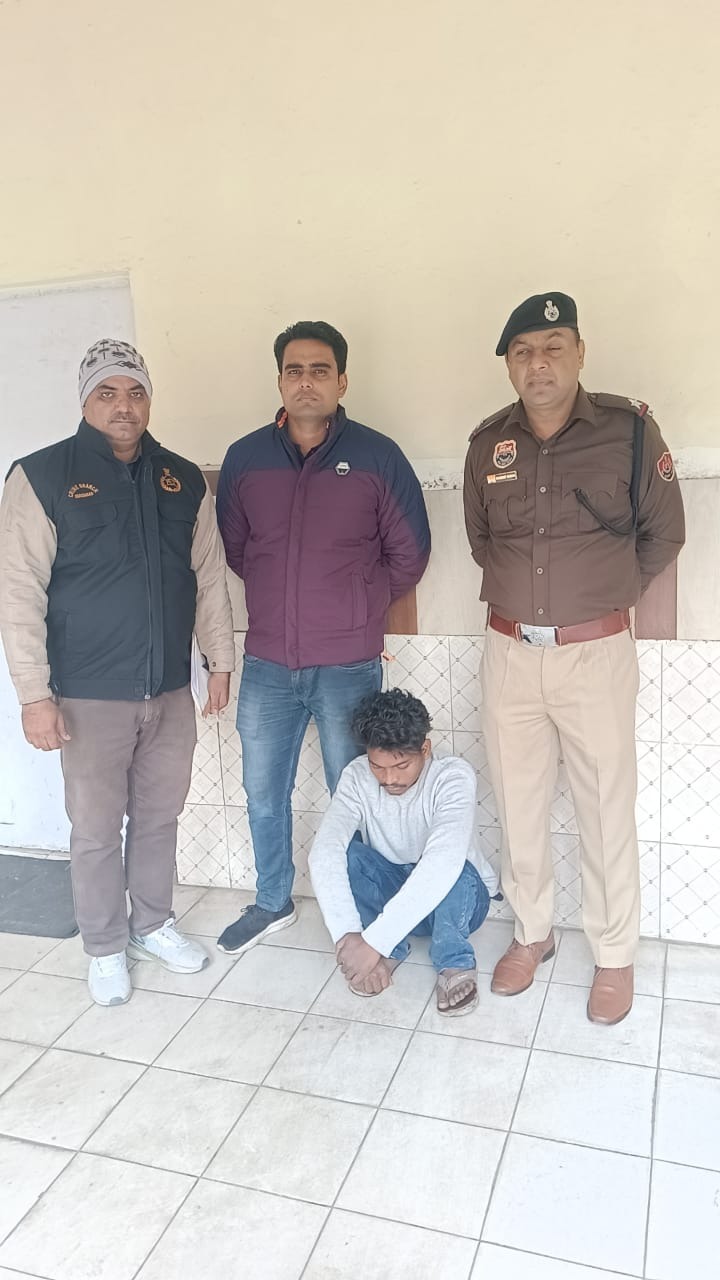 फरीदाबाद पुलिस द्वारा अवैध हथियार जब्त और आरोपी गिरफ्तार