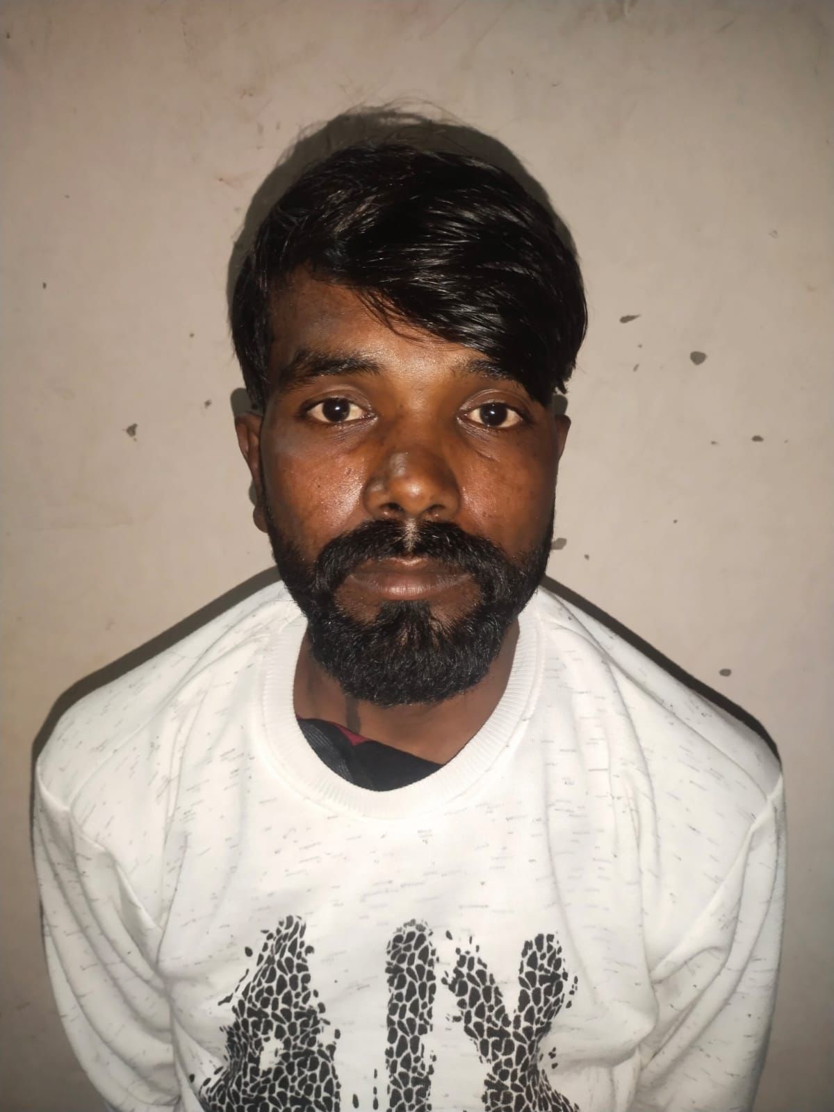 फरीदाबाद पुलिस द्वारा चोरीशुदा ऑटो बरामद करते हुए