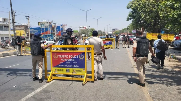 urugram police traffic advisory with alternate routes and peak hour guidance