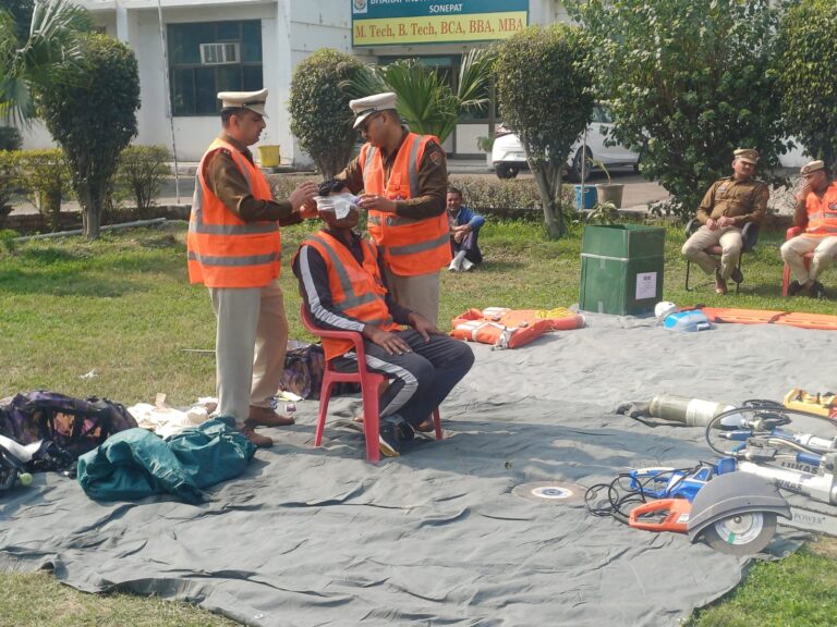 बीट्स मोहाना सोनीपत में युवा आपदा मित्र योजना का प्रशिक्षण