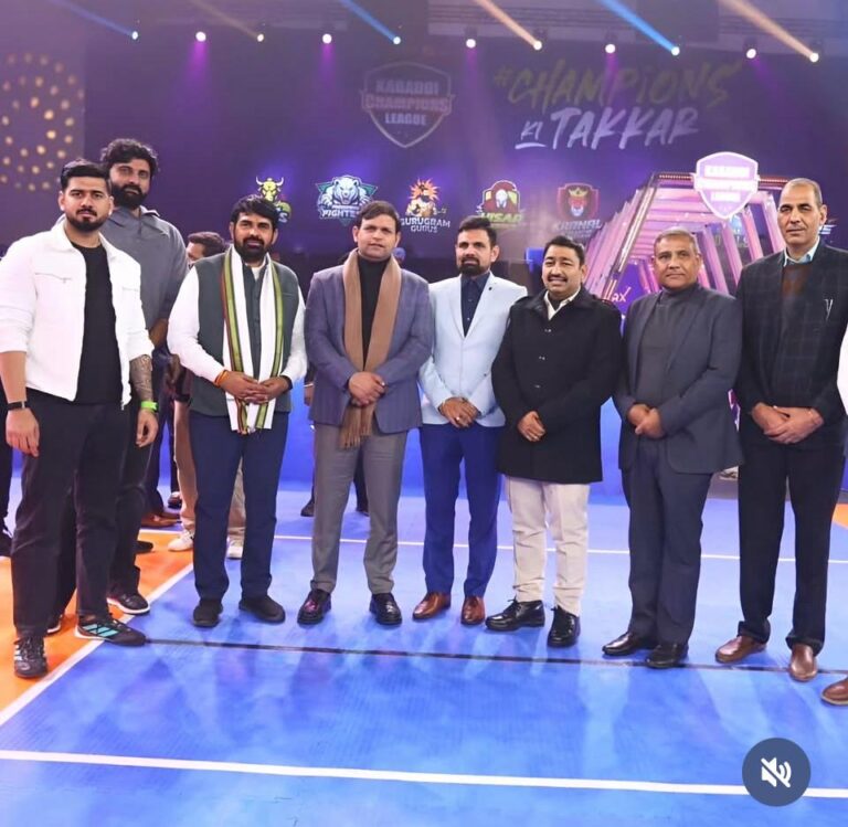 सोनीपत में आयोजित हरियाणा कबड्डी चैंपियंस लीग में खेल मंत्री गौरव गौतम